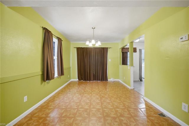5622 Fanshaw CT, Virginia Beach, VA 23462