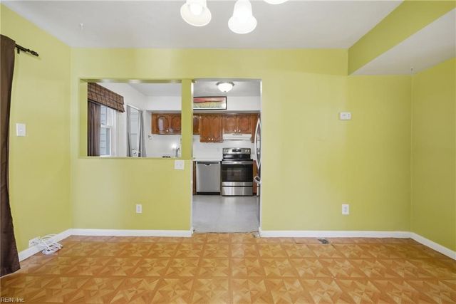 5622 Fanshaw CT, Virginia Beach, VA 23462