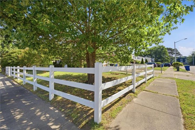 5622 Fanshaw CT, Virginia Beach, VA 23462
