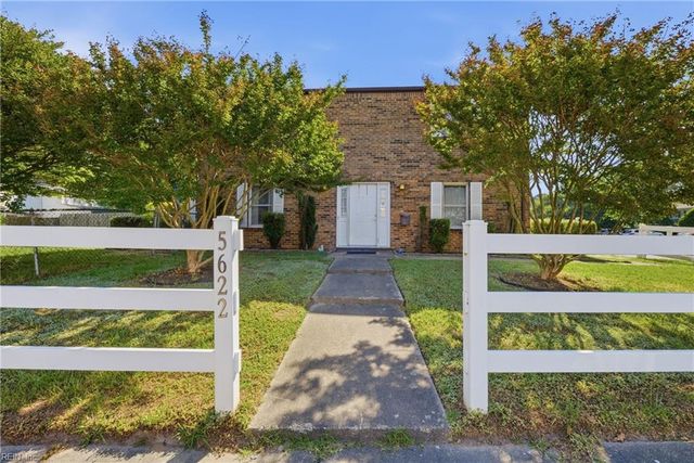 5622 Fanshaw CT, Virginia Beach, VA 23462