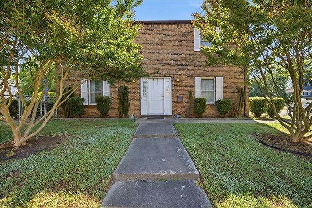 5622 Fanshaw CT, Virginia Beach, VA 23462