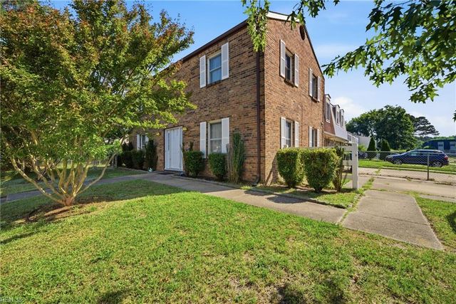 5622 Fanshaw CT, Virginia Beach, VA 23462