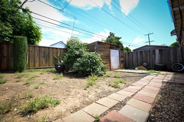 San Junipero Drive, Sunnyvale, CA 94085