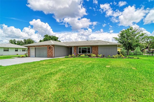 2011 37TH STREET W, Bradenton, FL 34205
