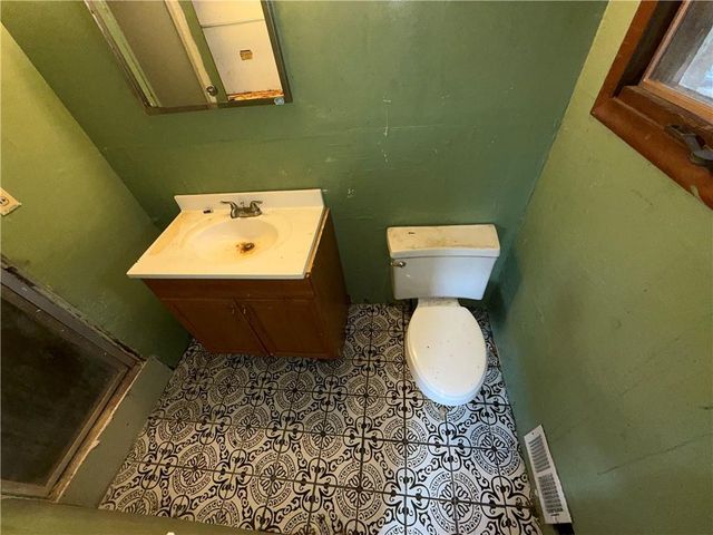 6308 Waverly Avenue, Kansas City, KS 66104