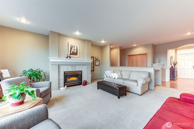 7721 74th Drive NE, Marysville, WA 98270