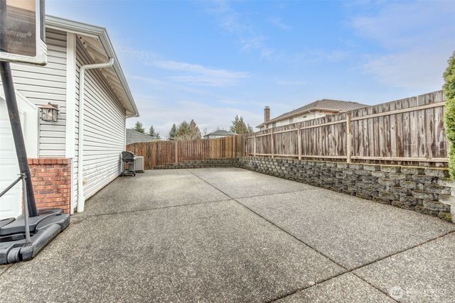 7721 74th Drive NE, Marysville, WA 98270