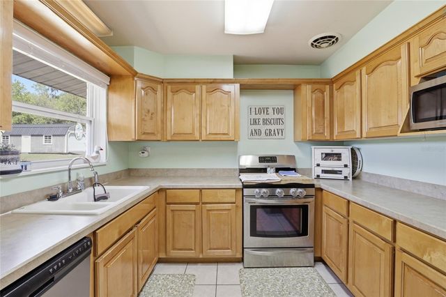 17256 NW 250TH WAY, High Springs, FL 32643