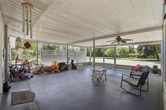 17256 NW 250TH WAY, High Springs, FL 32643