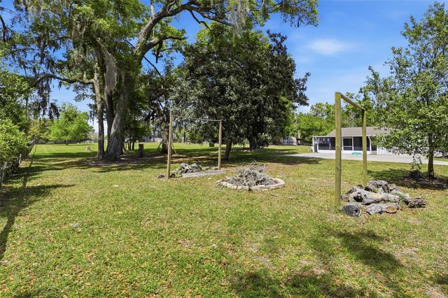 17256 NW 250TH WAY, High Springs, FL 32643