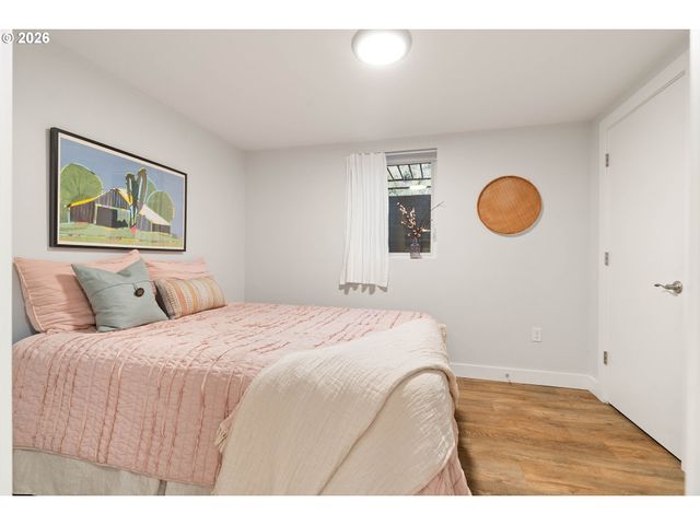 6729 N MCKENNA Ave, Portland, OR 97203