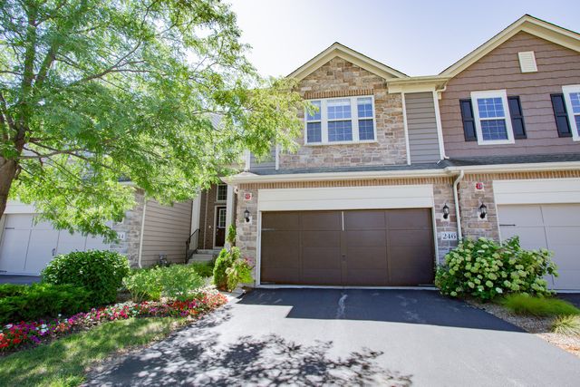 246 Belmont Drive, Lincolnshire, IL 60069
