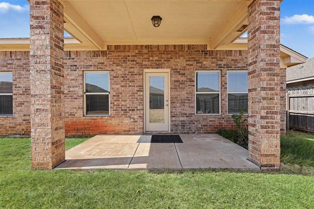 19104 Visto Drive, Edmond, OK 73012