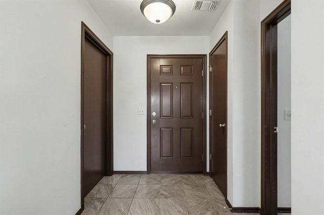 19104 Visto Drive, Edmond, OK 73012