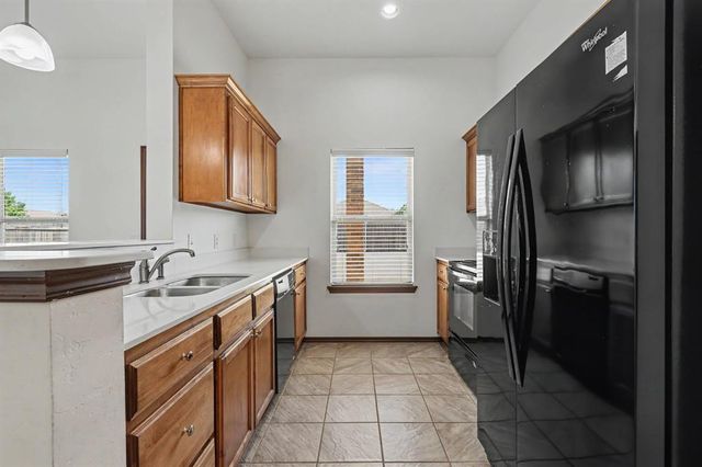 19104 Visto Drive, Edmond, OK 73012