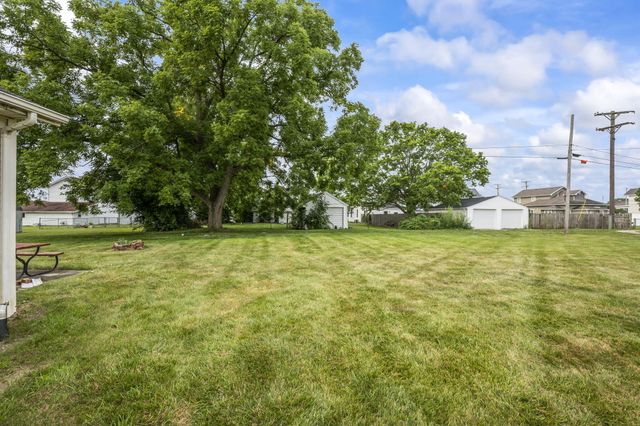 405 Patty Drive 405 Patty Drive, Bradford, OH 45308