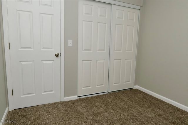 1273 Spruce Tree Lane, Amherst, OH 44001