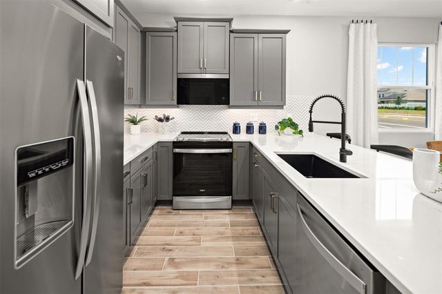 5188 GREENSHADE GROVE AVENUE, Apopka, FL 32712