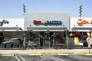 1250 W Glenoaks Boulevard, Glendale, CA 91201