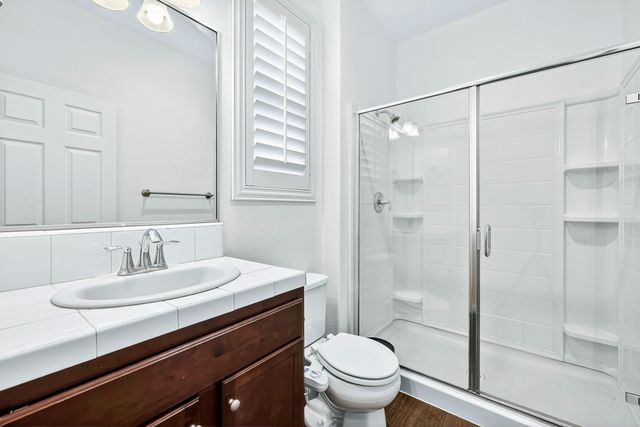 7075 N Shiraz Avenue, Fresno, CA 93722