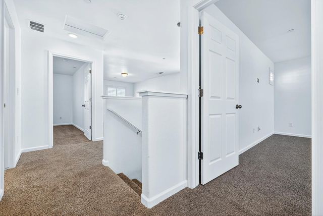 7075 N Shiraz Avenue, Fresno, CA 93722