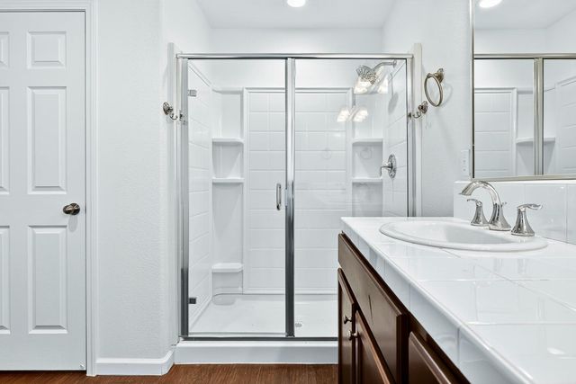 7075 N Shiraz Avenue, Fresno, CA 93722