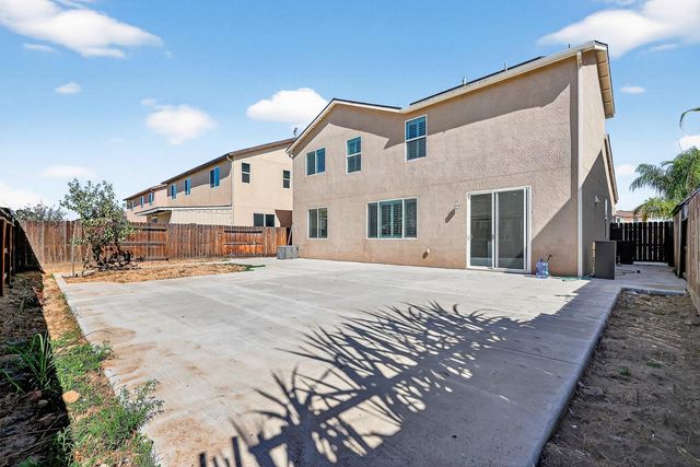 7075 N Shiraz Avenue, Fresno, CA 93722