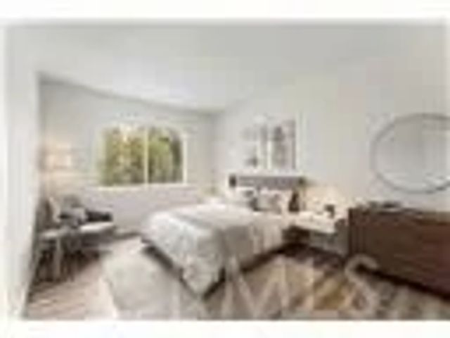 18316 Hatteras 20, Tarzana, CA 91356