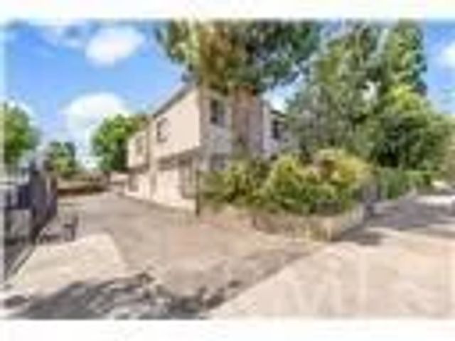 18316 Hatteras 20, Tarzana, CA 91356
