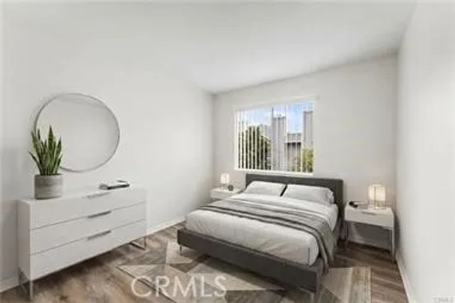 18316 Hatteras 20, Tarzana, CA 91356