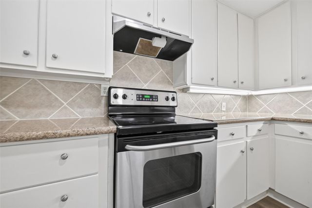 6305 Crab Orchard Road 2, Houston, TX 77057