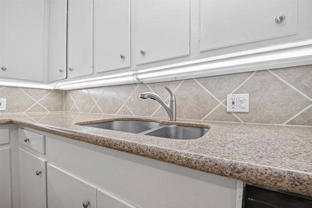 6305 Crab Orchard Road 2, Houston, TX 77057
