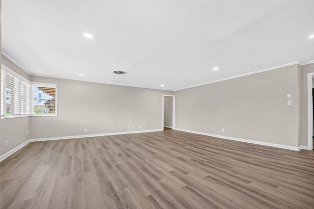 6305 Crab Orchard Road 2, Houston, TX 77057