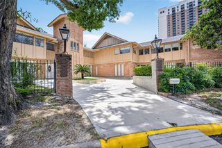 6305 Crab Orchard Road 2, Houston, TX 77057