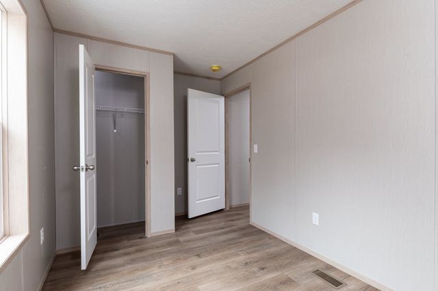 78 Ethans Way, Bennington, VT 05201