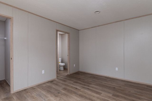 78 Ethans Way, Bennington, VT 05201