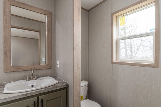 78 Ethans Way, Bennington, VT 05201