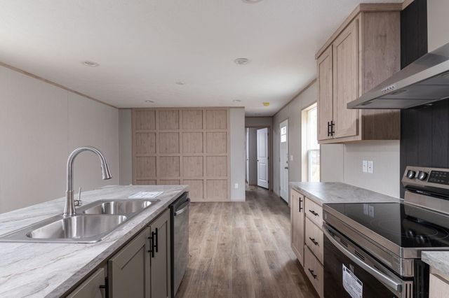 78 Ethans Way, Bennington, VT 05201