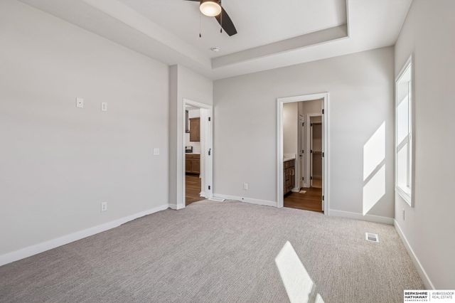 11601 Potter Street, Omaha, NE 68142