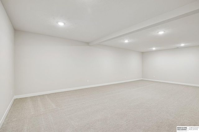 11601 Potter Street, Omaha, NE 68142