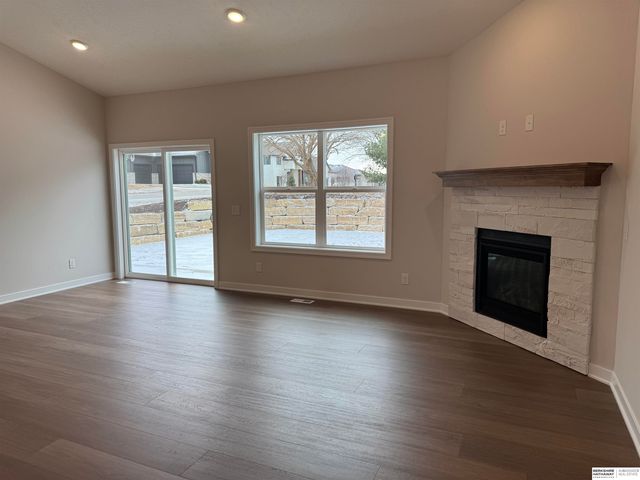 11601 Potter Street, Omaha, NE 68142