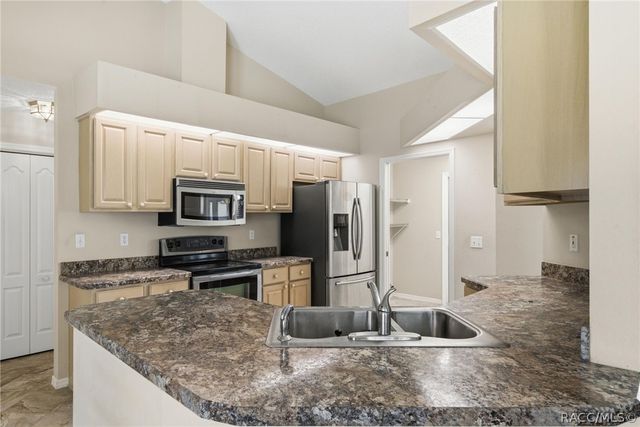1063 N Sabal Palm Way, Inverness, FL 34453