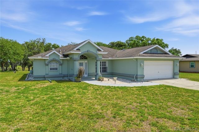 1063 N Sabal Palm Way, Inverness, FL 34453