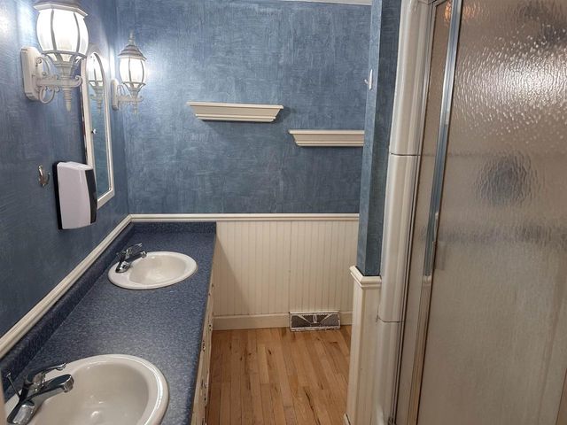 204 COLUMBIA STREET, Oconto Falls, WI 54154