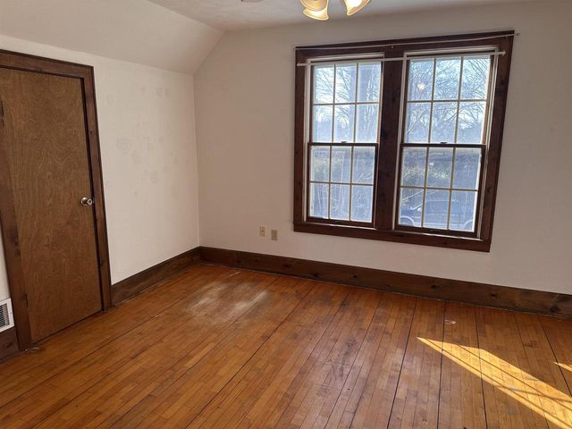 204 COLUMBIA STREET, Oconto Falls, WI 54154