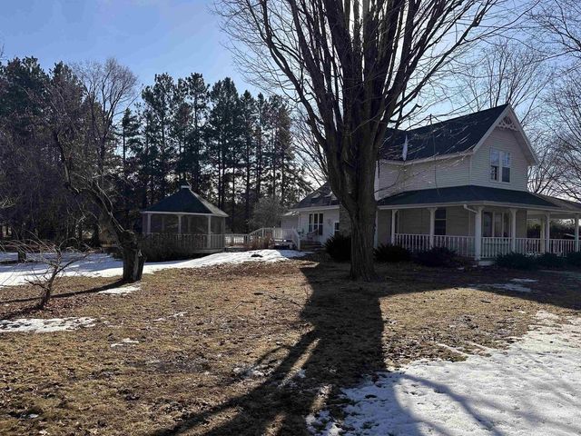 204 COLUMBIA STREET, Oconto Falls, WI 54154