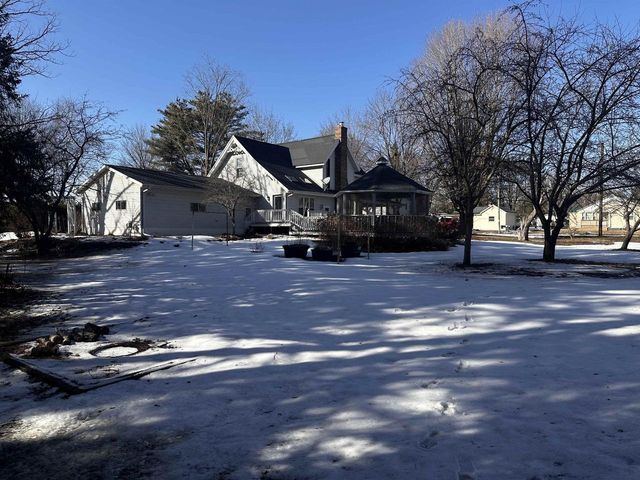 204 COLUMBIA STREET, Oconto Falls, WI 54154