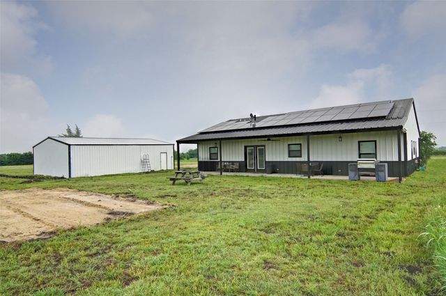 7400 County Road 4726, Wolfe City, TX 75496