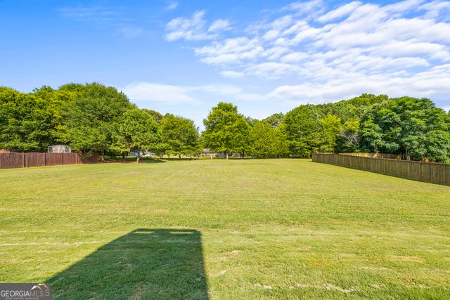 1265 Eden Avenue, Bogart, GA 30622