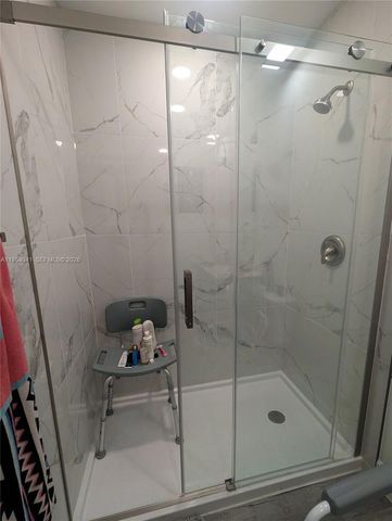 220 SE 1st St, Dania Beach, FL 33004